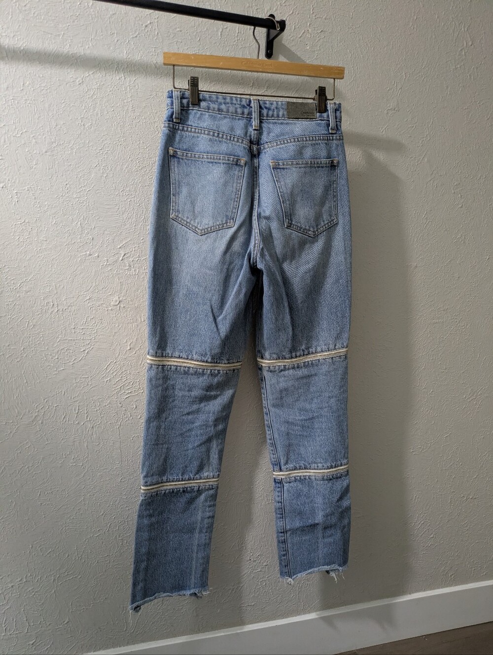 LF Carmar Juliet Zipper High-Waist Straight Leg Convertible Jeans - Picture 8 of 8